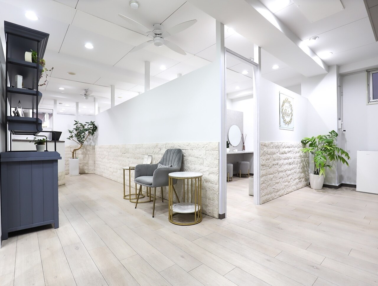 アイサロンフェア横浜店のレセプション